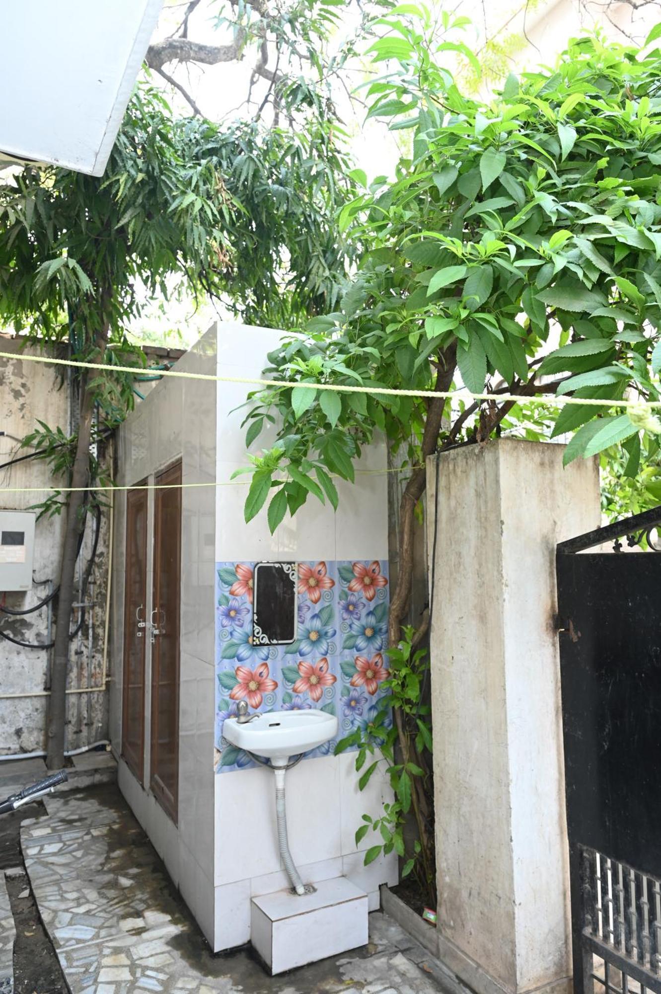 Guest house Siddhivinayak Temple