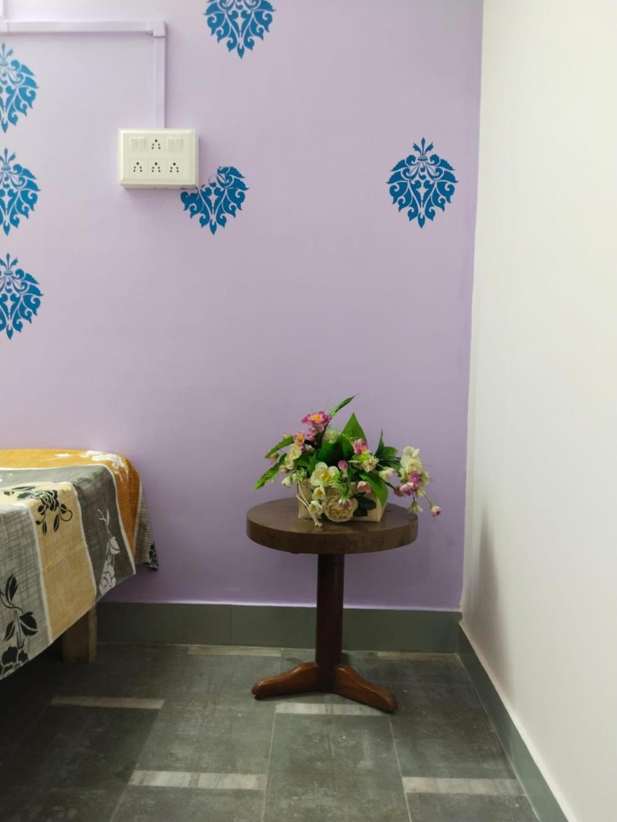 Guest house Siddhivinayak Temple